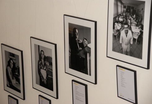 &bdquo;Jedni z wielu&rdquo; Wystawa romskich fotogram&oacute;w w Legnickiej Bibliotece Publicznej